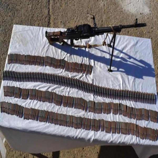 Destruction de 4 casemates à Bouira et saisie d'un FMPK à Tamanrasset (MDN)