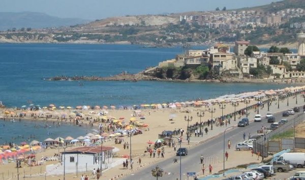 إطلاق عمليات تهيئة لثمانية شواطئ نموذجية بعين تموشنت