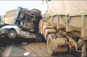 13 morts et 2 blessés dans un violent accident à Naâma