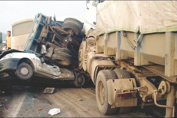 13 morts et 2 blessés dans un violent accident à Naâma