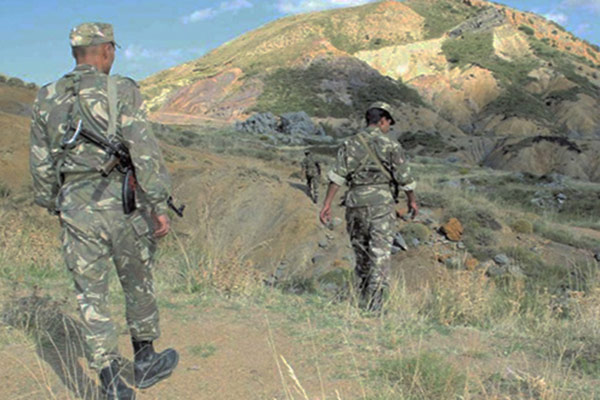 تدمير 21 مخبأ للإرهابيين في الشلف وعين الدفلى