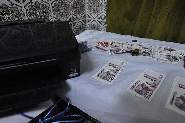 الأمن يطيح بمحتالين إفريقيين يزوّران العملة بتمنراست