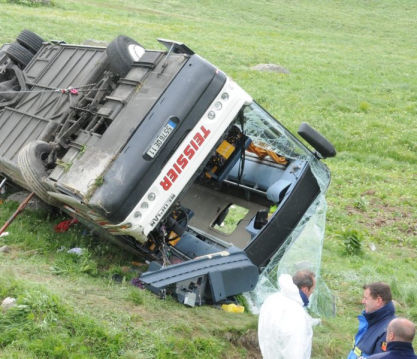 Jijel - Un fourgon de voyageurs chute dans un ravin, 9 morts