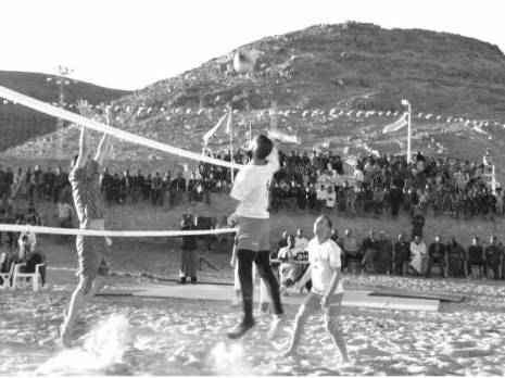 Le Festival international de volley-ball sur sable sort la ville de sa torpeur