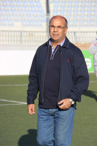 مدرب مولودية وهران بوعلي يحيل قضية زعبية على الادارة و يصرح