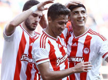 A l'étranger / Super League Greece