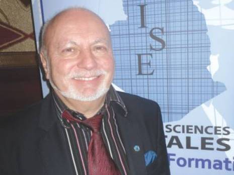 «L'Algérie a besoin d'experts en mesure d'accompagner sa jeunesse sur les choix politiques du pays»