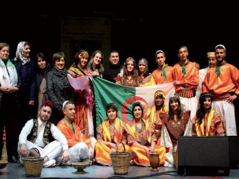 Ambiance de fête kabyle au Zénith
