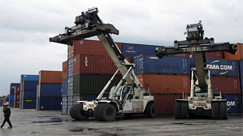 Les pouvoirs publics mettent de l'ordre dans les ports secs