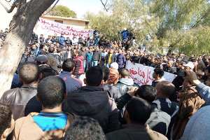 غليان شعبي ومطالب بالتحقيق في قائمة السكن بعين وسارة في الجلفة