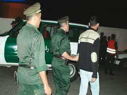 Cinq personnes arrêtées dont trois étrangers