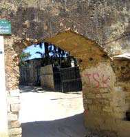 Situé sur les hauteurs de Birkhadem Tixeraïne, village oublié