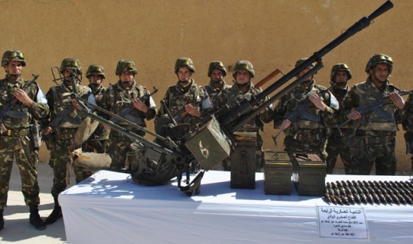 للمرة الثانية .. الجيش يحجز أسلحة وذخيرة بولاية الوادي