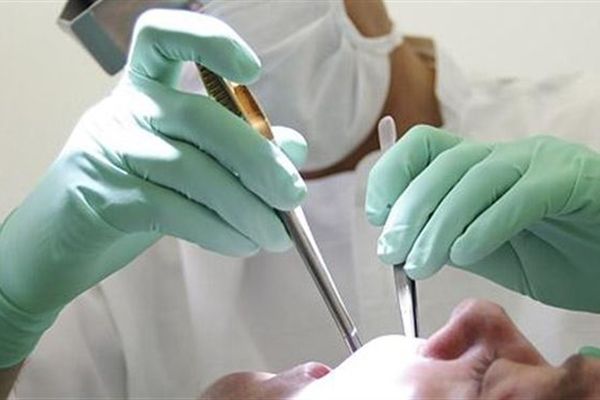 جمعية أطباء الأسنان في ملتقى علمي بالوادي