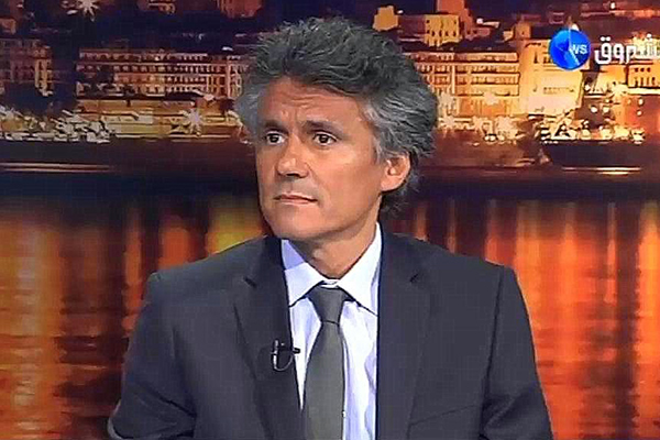 نكّاز يتوعّد بوشوارب ويُطالب قايد صالح بمعاقبة صاحب زاوية الجلفة