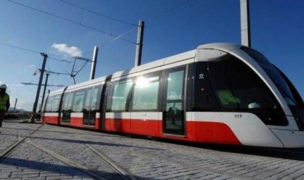 تحديد نموذج قطارات ترامواي سطيف وتصاميم محطاته