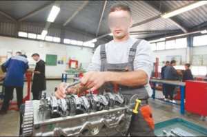 Mebarki insiste sur la formation des formateurs à M’SILA