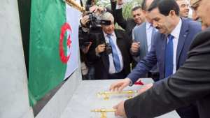 غول يكشف عن خط بحري العاصمة - تيبازة