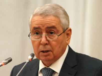 Bensalah rappelle depuis Istanbul