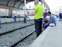 À l'origine de nombreux accidents 265 passages à niveau illégaux