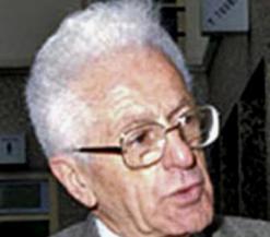 بمناسبة الذكرى الـ22 لرحيله              تيزي وزو تسترجع مسيرة الكاتب مولود معمري