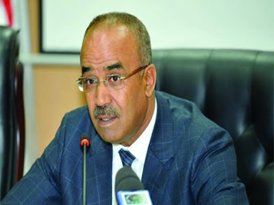 Noureddine Bedoui sur tous les fronts