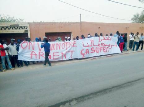 300 ressortissants escroqués par un employé consulaire