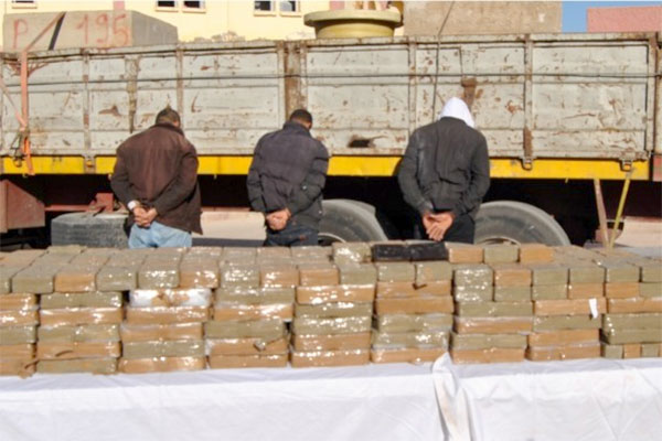 إحباط تهريب 19 قنطارا من الكيف جنوب غرداية