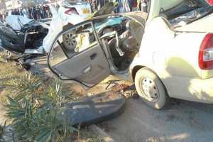 ستة قتلى في اصطدام سيارتين بمعسكر