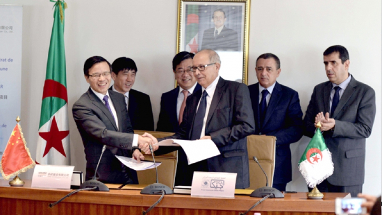 وحدتان جديدتان لإنتاج 2.5 طن من الإسمنت سنويا ببشار ومعسكر