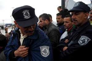 وقفة تضامنية للحرس البلدي بالأغواط