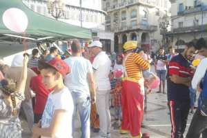 جمعية  البهجة  تمتع أطفال سكيكدة في يومهم العالمي