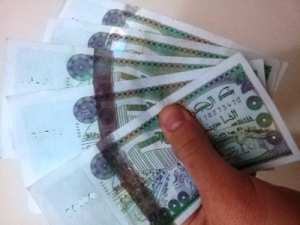 تفكيك شبكة لتزوير الأوراق النقدية بتمنراست