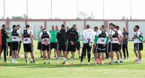 Neghiz tient son onze face aux Pirates