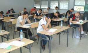 أمن الجلفة يوقف شبكة لبيع إجابات امتحانات البكالوريا و أساتذة يحتجون ويرفضون الحراسة بسبب تسريب المواضيع