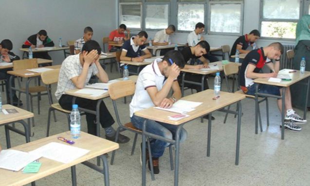 أمن الجلفة يوقف شبكة لبيع إجابات امتحانات البكالوريا و أساتذة يحتجون ويرفضون الحراسة بسبب تسريب المواضيع
