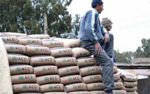 تحقيق في مصنع إسمنت الشلف