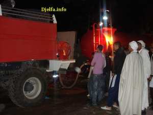 نشوب حريق بسوق  لافوار  للألبسة بالجلفة يتسبب في احتراق عدد من المحلات