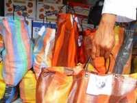 Poursuite de la distribution des colis alimentaires