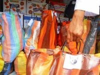 Poursuite de la distribution des colis alimentaires