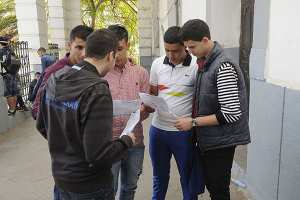 أستاذان ورؤساء مراكز إجراء يتورطون في بيع أجوبة  البكالوريا  بالجلفة