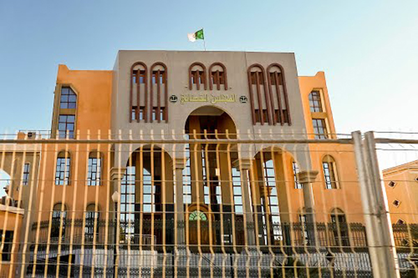 15 سنة سجنا نافذا لناقل 8 قناطير مخدرات بورقلة