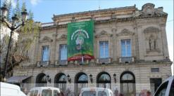 عبد الحميد رمضاني، مدير المسرح الجهوي بقسنطينة لـ”الفجر”               المسرح في سيرتا بخير، وسنبعث ”الأجواد” من جديد