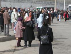 عارضوا مخطط النقل الجديد الناقلون الخواص بتيزي وزو يشلون النشاط بالولاية