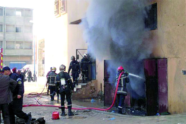 مجهولون يضرمون النار في محلات يقطنها أفارقة بأم البواقي