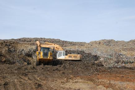 سكان إيبوراسن ببجاية ينتفضون ضد مشروع المفرغة العمومية