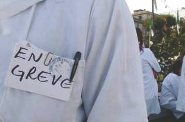 Sit-in à Sidi Bel-Abbès des médecins de l'EHS de psychiatrie