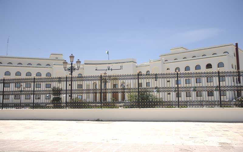 اتهامات متبادلة بين المديرين ورئيس دائرة الڤرارم في ميلة