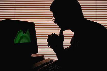 يوم تحسيسي حول مخاطر الانترنت بتلمسان