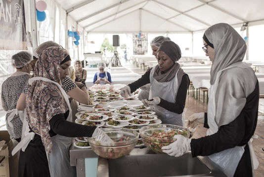 La communauté algérienne partage la chorba